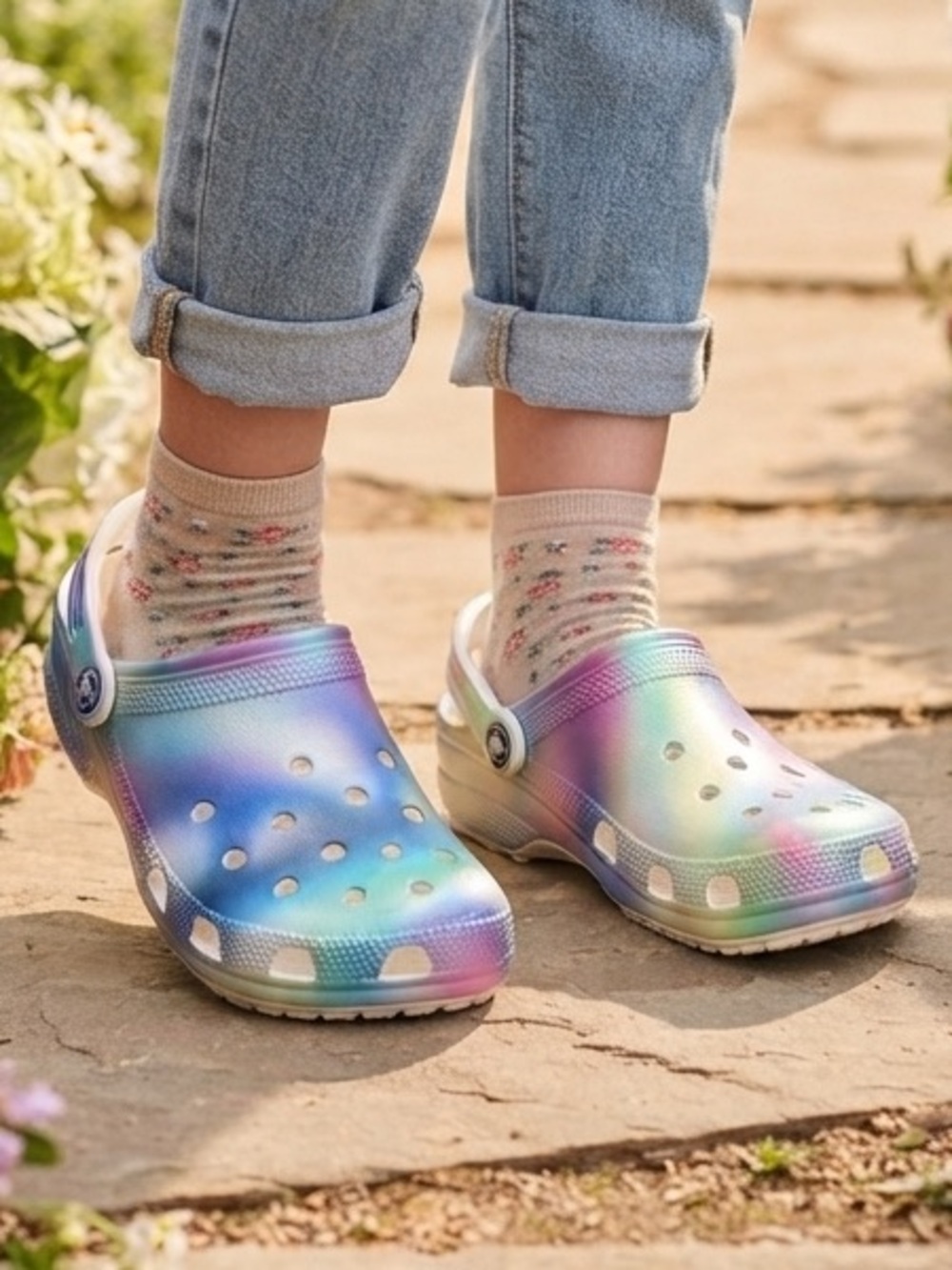 Crocs Classic Clog Metallic Rainbow Tie Dye Slip-On Shoes Women’s 6